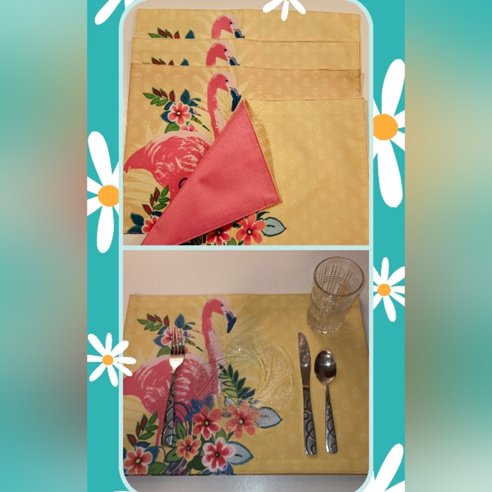 Flamingo 🦩🏝️ SET of Four (4) 🏝️🦩 Tropical Motif Placemats